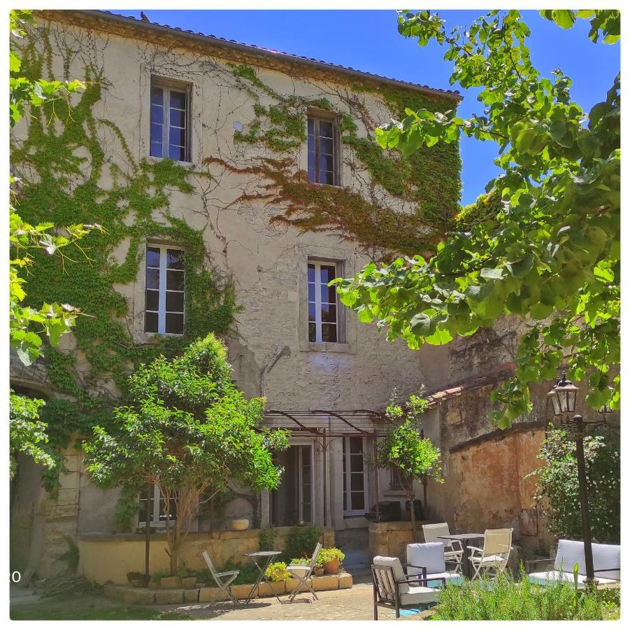 La Vigneronne Des Costieres Bed & Breakfast Vauvert Dış mekan fotoğraf