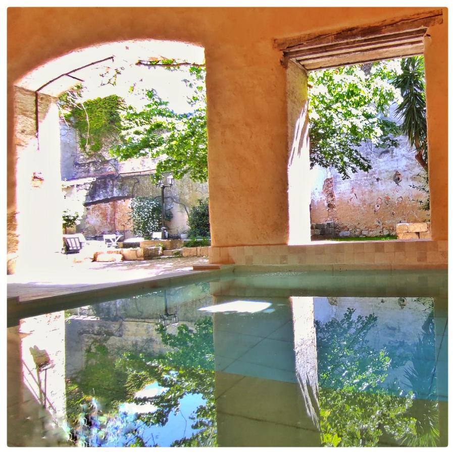 La Vigneronne Des Costieres Bed & Breakfast Vauvert Dış mekan fotoğraf