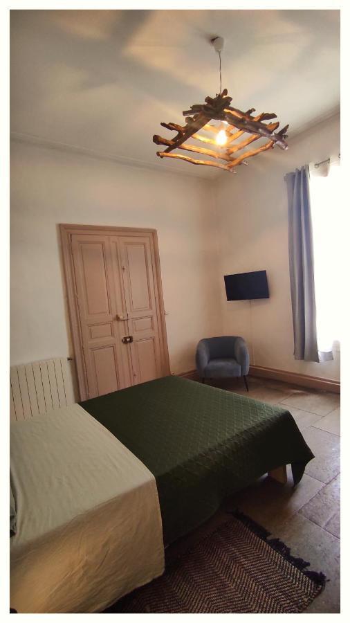 La Vigneronne Des Costieres Bed & Breakfast Vauvert Dış mekan fotoğraf
